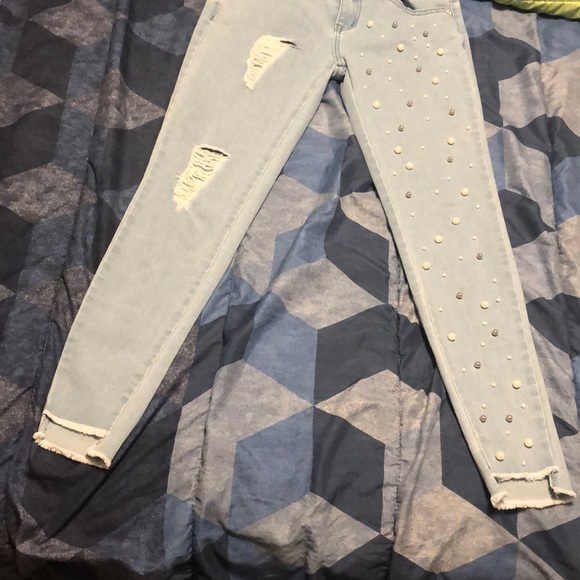 Pearled Jeans - Picture 2 of 5
